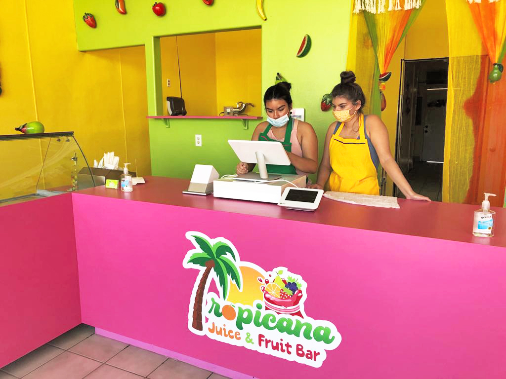 Tropicana Juice & Fruit Bar | meal takeaway | 114 W Birch St, Calexico, CA 92231, USA | 7606189110 OR +1 760-618-9110