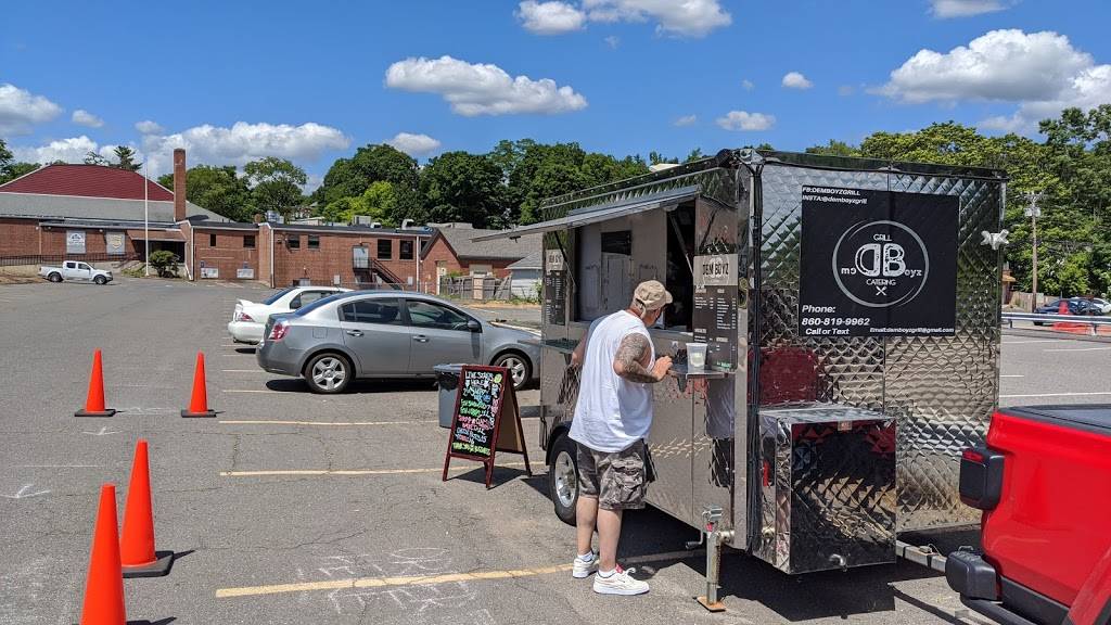 Dem Boyz Grill & Catering | restaurant | 53 North St, Bristol, CT 06010, USA | 8608199962 OR +1 860-819-9962