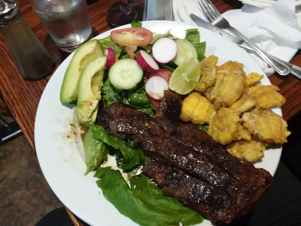 La Perla De Oriente | restaurant | 22 W Merrick Rd, Valley Stream, NY 11580, USA | 5168252609 OR +1 516-825-2609