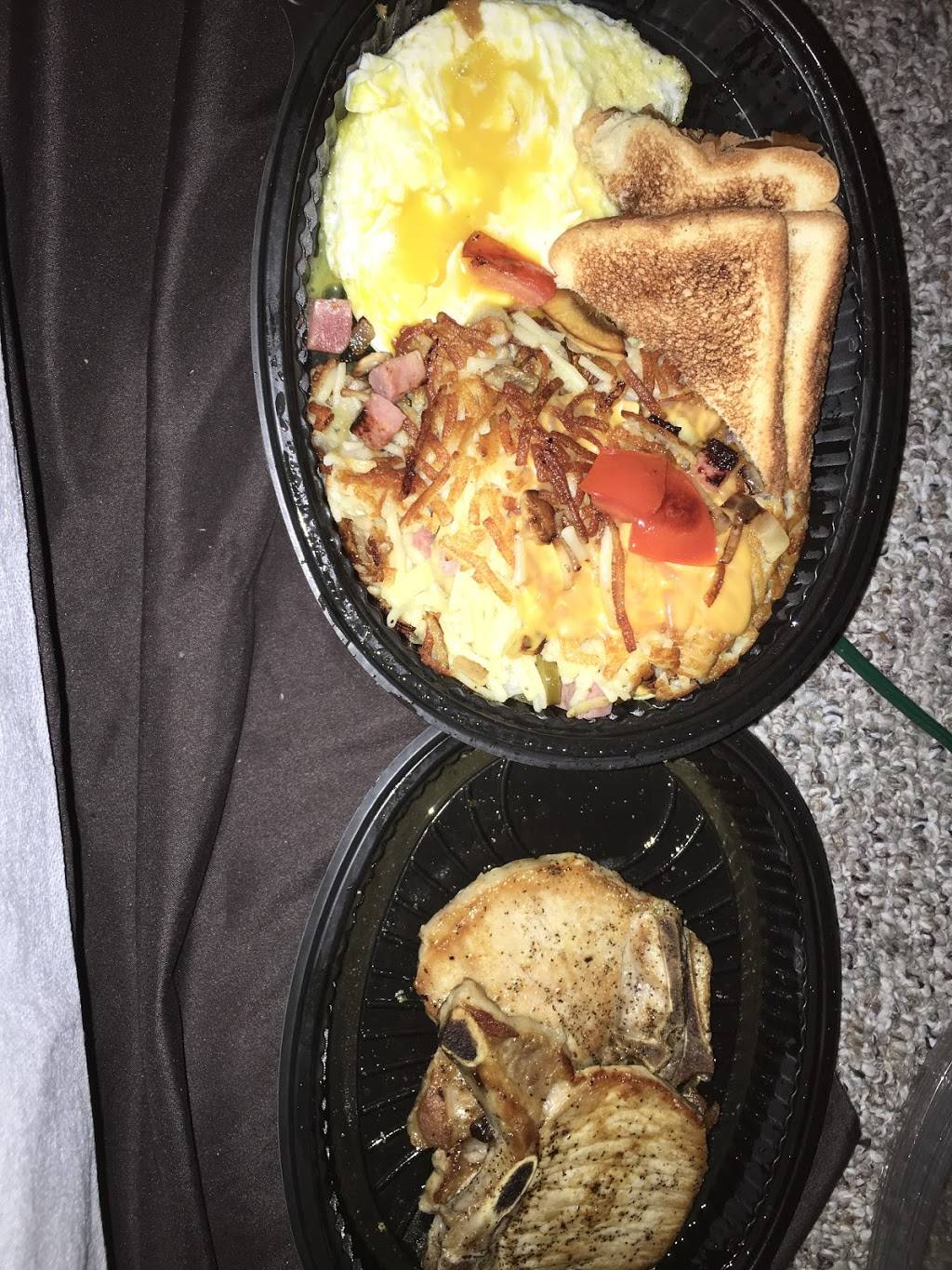 Waffle House | meal takeaway | 304 Red Bank Rd, Goose Creek, SC 29445, USA | 8437354343 OR +1 843-735-4343