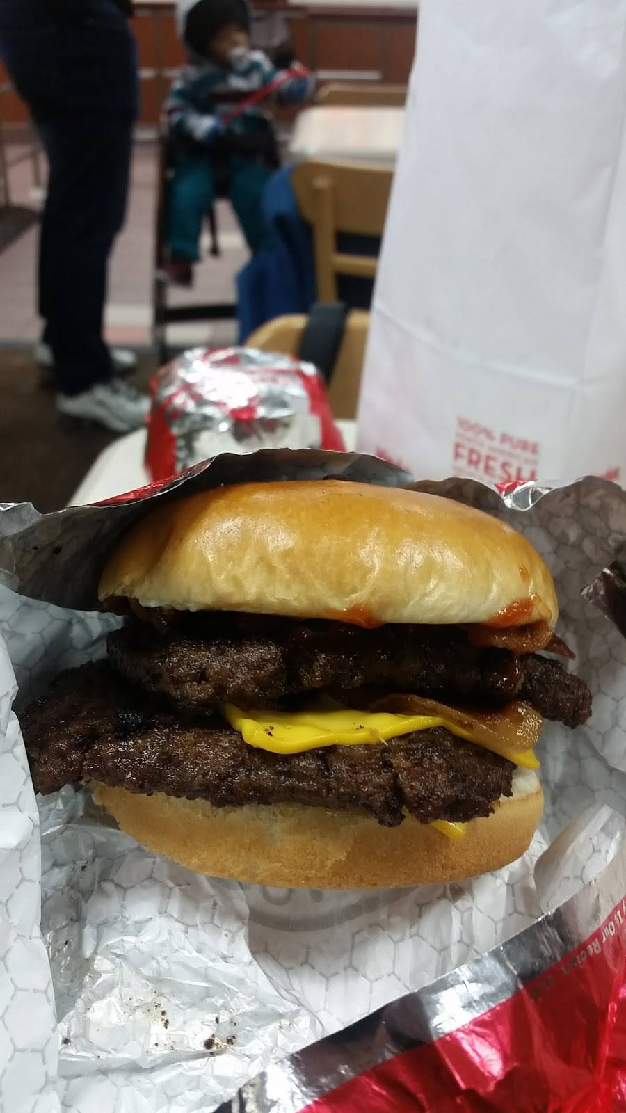 Wendys | restaurant | 306 Prospect Ave, Hartford, CT 06106, USA | 8602008505 OR +1 860-200-8505