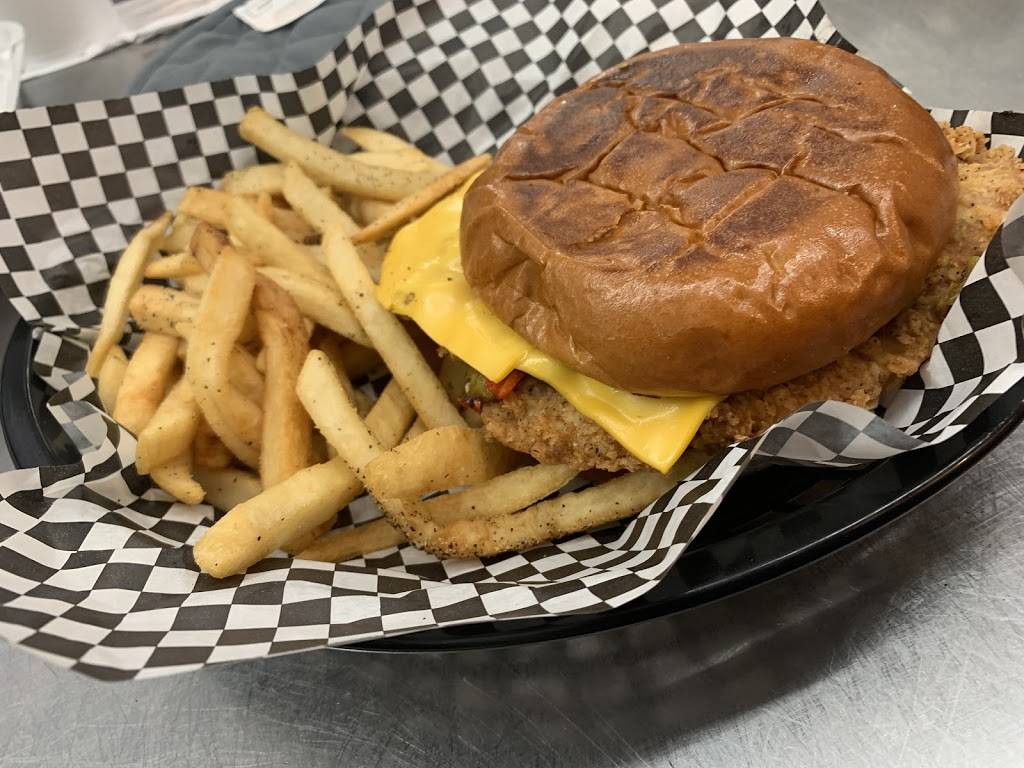 Big Mikes Burgers and more | restaurant | 19388 NM-314, Belen, NM 87002, USA | 5058647918 OR +1 505-864-7918