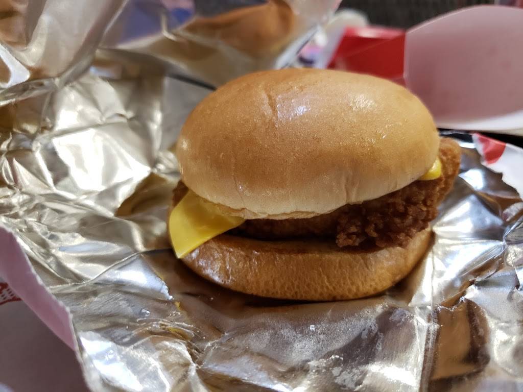 Chick-fil-A | restaurant | 2650 N Federal Hwy, Fort Lauderdale, FL 33306, USA | 8885828121 OR +1 888-582-8121