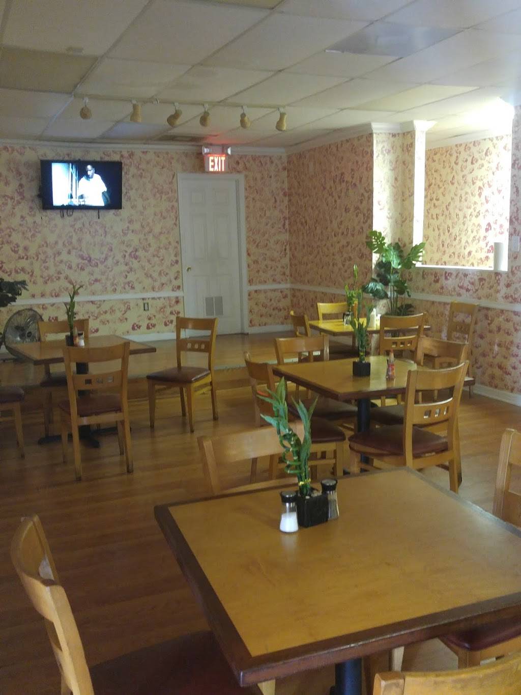 Saudies Restaurant | restaurant | 6249 Old Winter Garden Rd, Orlando, FL 32835, USA | 4072993544 OR +1 407-299-3544