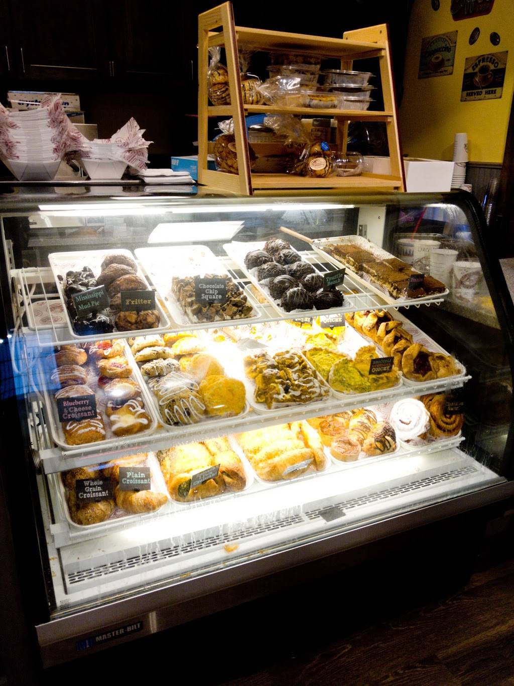 The Common Man Roadside South at the Hooksett Welcome Center | restaurant | Hooksett, NH 03106, USA | 6032105305 OR +1 603-210-5305