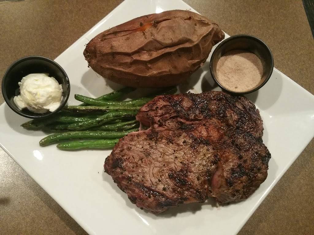 Pups Steakhouse | restaurant | 2801 Ward Blvd #3d, Wilson, NC 27893, USA | 2522918787 OR +1 252-291-8787