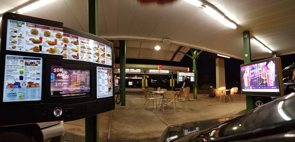 Sonic Drive-In | restaurant | 107 N Rock Rd, Derby, KS 67037, USA | 3167880155 OR +1 316-788-0155