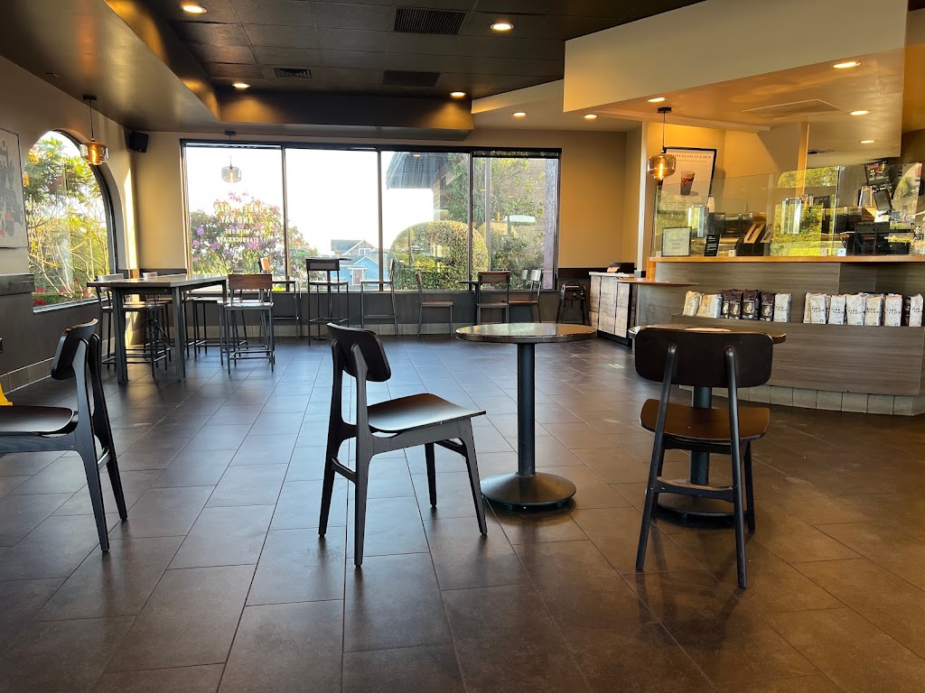 Starbucks | cafe | 576 S Main St, Fort Bragg, CA 95437, USA | 7079644256 OR +1 707-964-4256