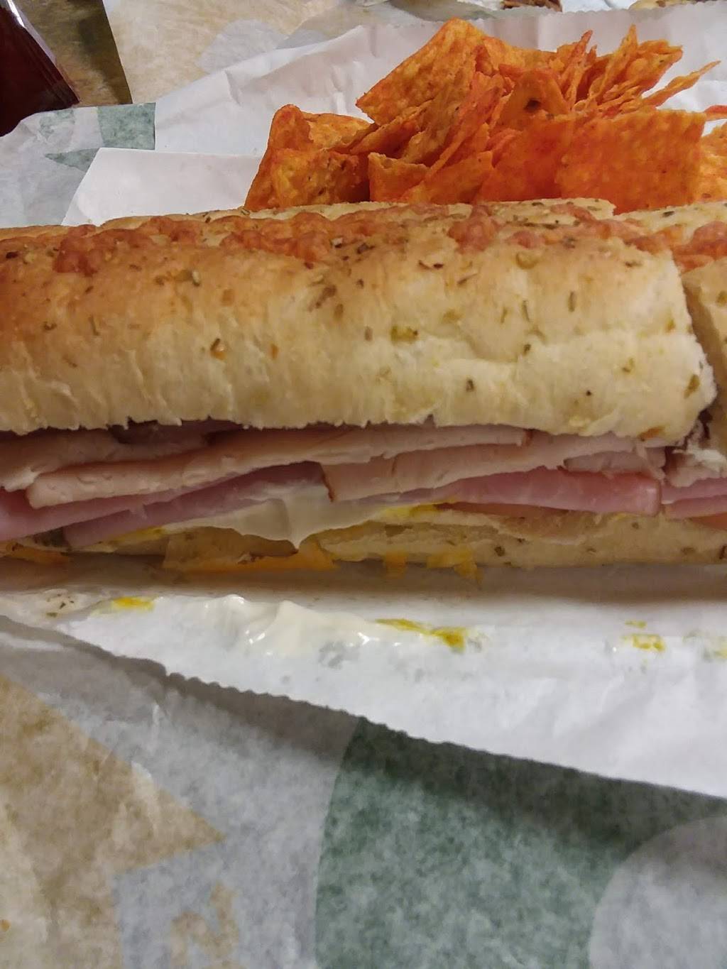 Subway | restaurant | 707 Adel Rd, Nashville, GA 31639, USA | 2296869075 OR +1 229-686-9075
