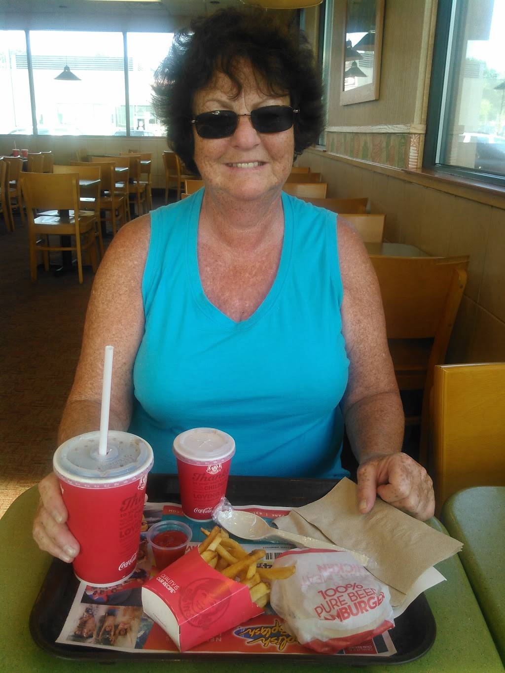 Wendys | restaurant | 259 Middle Country Rd, Selden, NY 11784, USA | 6317320937 OR +1 631-732-0937