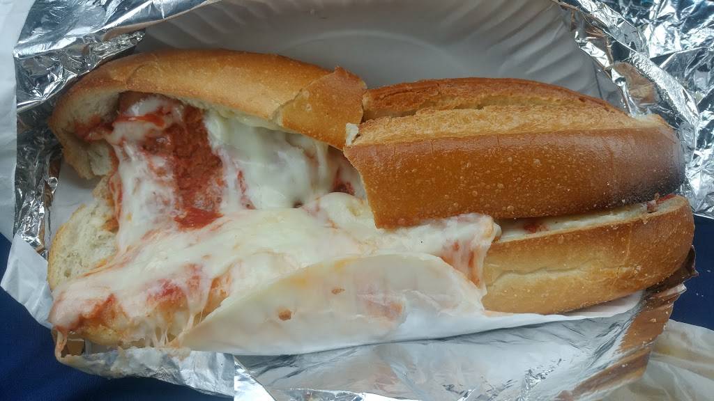 Sergios Pizza Restaurant | restaurant | 985 E Main St, Stamford, CT 06902, USA | 2039674200 OR +1 203-967-4200