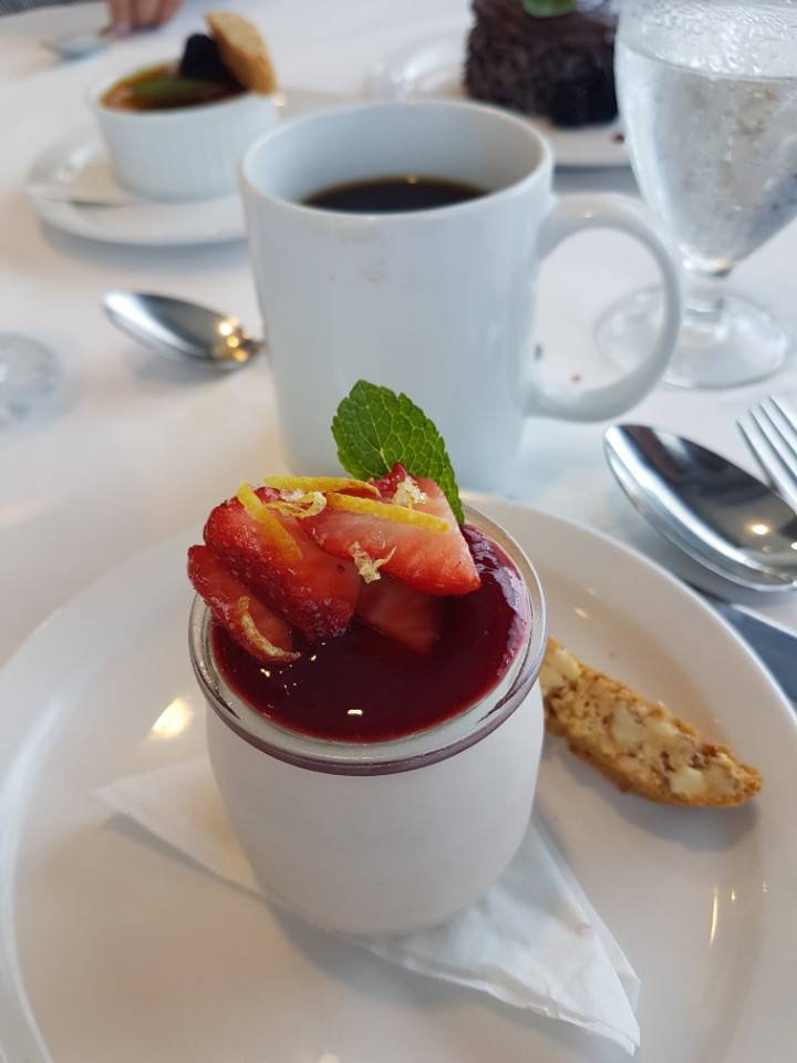 The River Room Cafe & Private Dining | restaurant | 421 Ridout St N, London, ON N6A 5H4, Canada | 5198502287 OR +1 519-850-2287