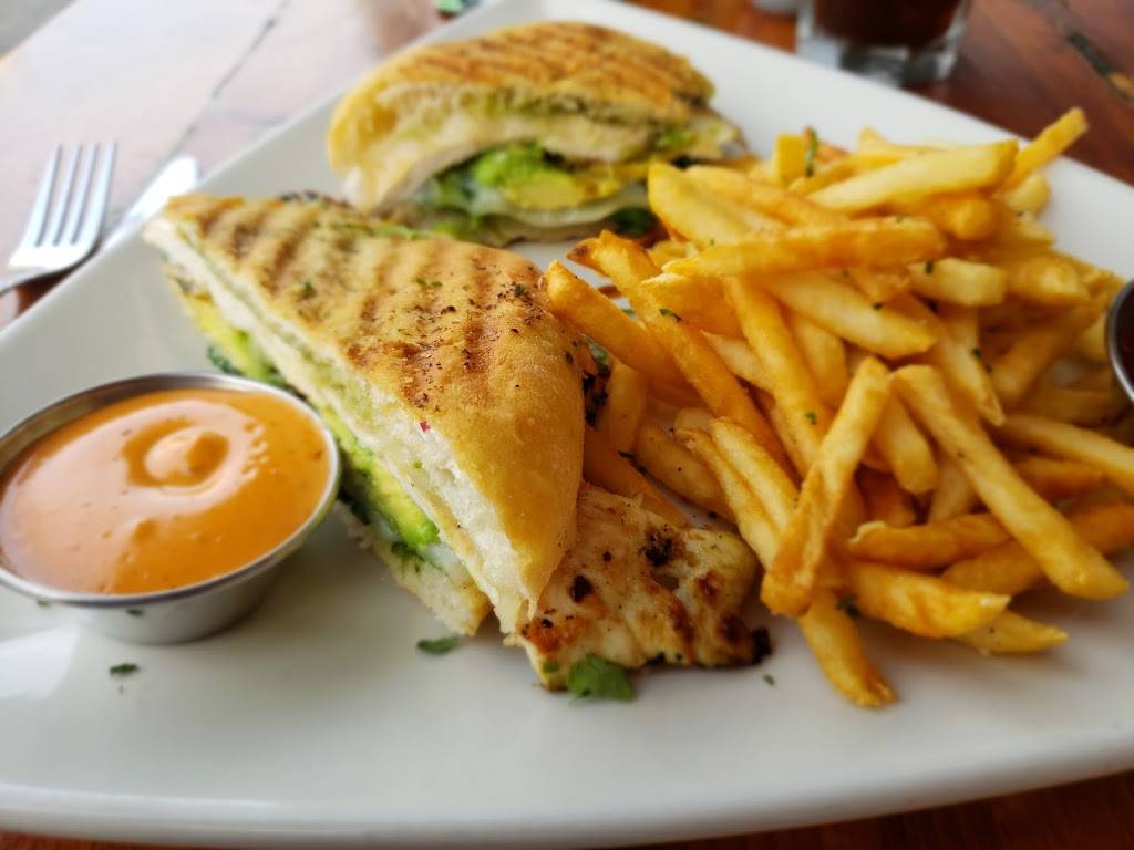 Solar de Cahuenga | restaurant | 1847 N Cahuenga Blvd, Los Angeles, CA 90028, USA | 3234677510 OR +1 323-467-7510