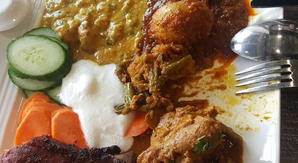 Swaad | restaurant | 2883 Howard Ave, Windsor, ON N8X 3Y4, Canada | 5199626888 OR +1 519-962-6888