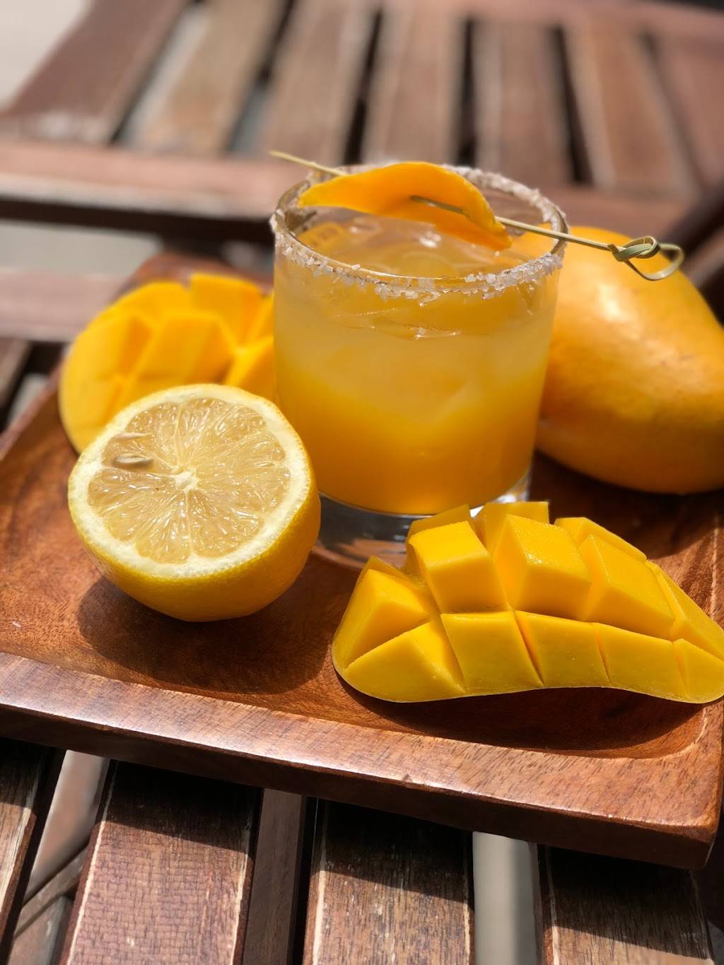 iSLAS FILIPINO BBQ & BAR | restaurant | 1690 Queen St W, Toronto, ON M6R 1B3, Canada | 4165330777 OR +1 416-533-0777