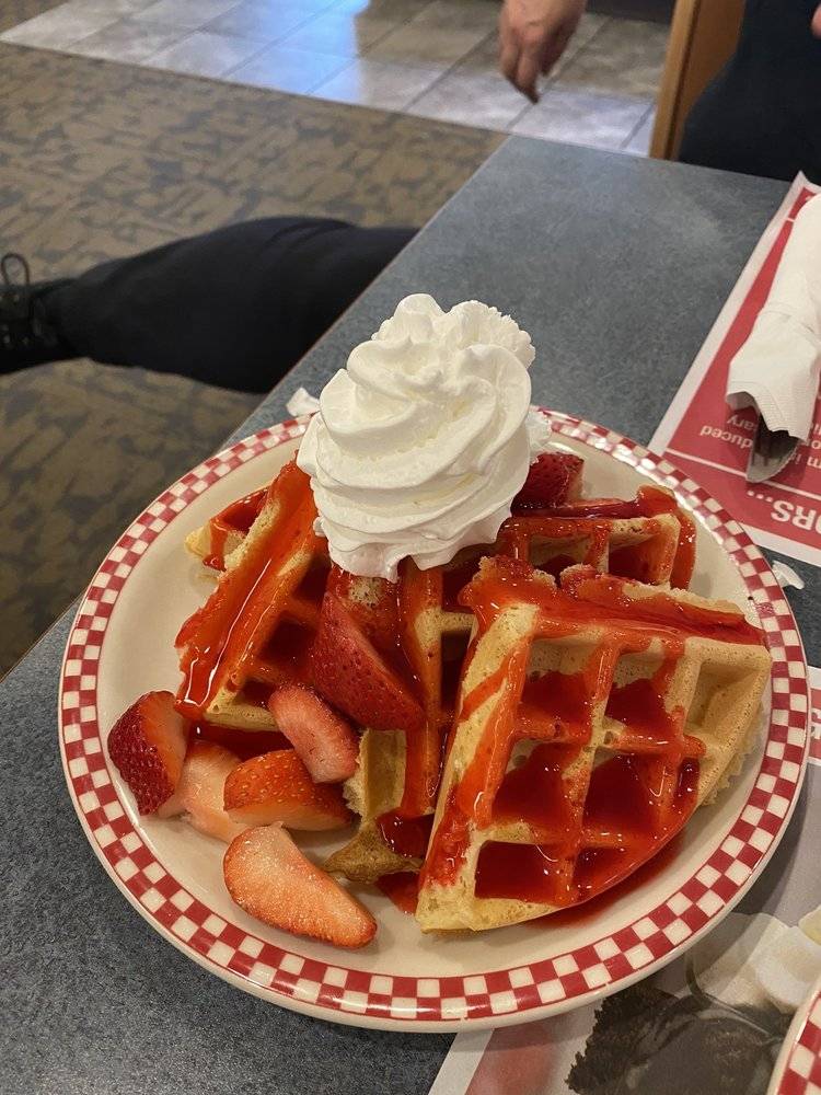 Big Boy | restaurant | 200 W Maple Rd, Troy, MI 48084, USA | 2483620840 OR +1 248-362-0840