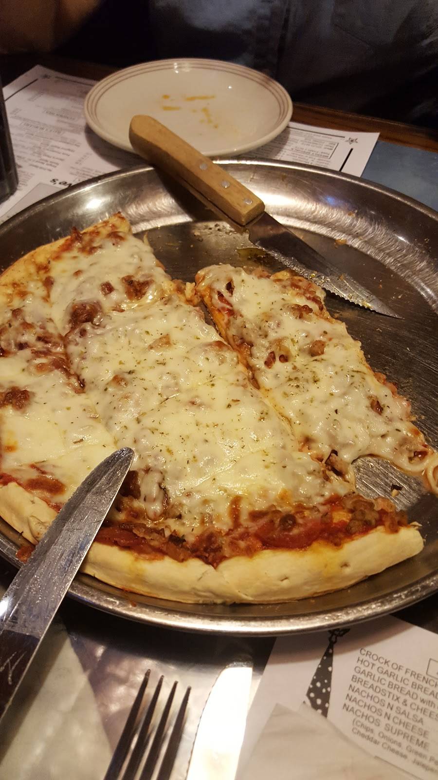 Daves All American Pizza and Eatery | restaurant | 1247 W Main St, Danville, IN 46122, USA | 3177456942 OR +1 317-745-6942