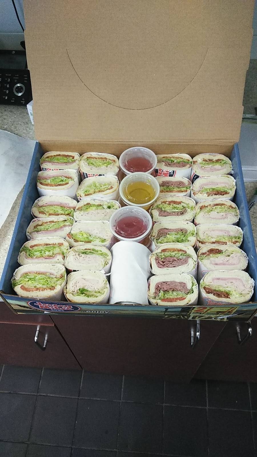 Jersey Mikes Subs | restaurant | 1660 Main St SW, Los Lunas, NM 87031, USA | 5058664466 OR +1 505-866-4466