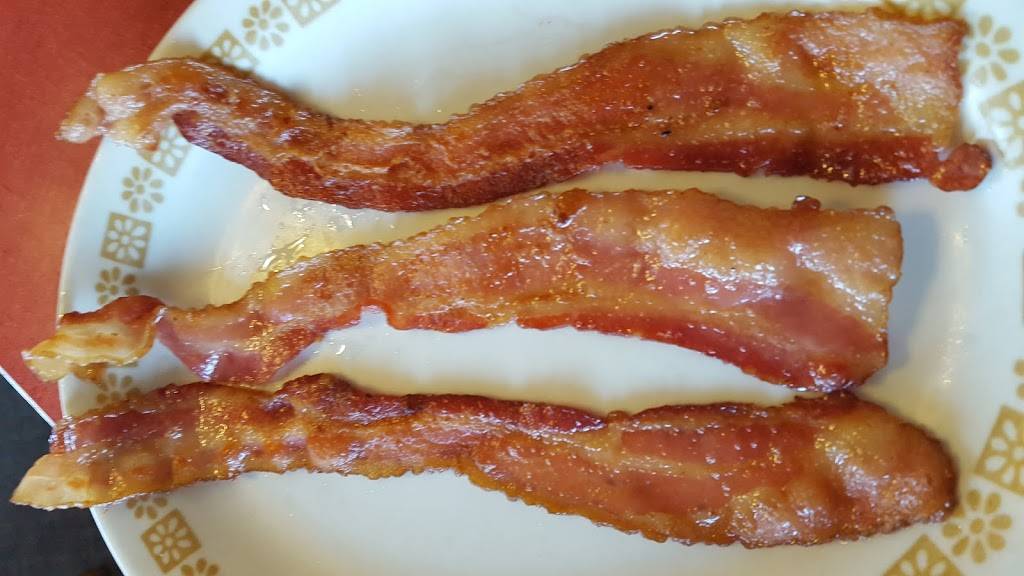 Dons Oasis Restaurant | restaurant | 519 N West Ave, Freeport, IL 61032, USA | 8152339385 OR +1 815-233-9385