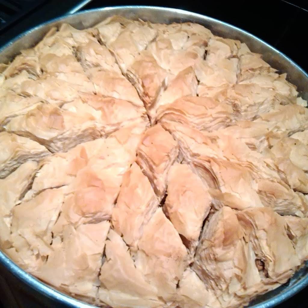 Huddle Cafe | restaurant | 802 Main St, Ashton, IL 61006, USA | 8154532677 OR +1 815-453-2677