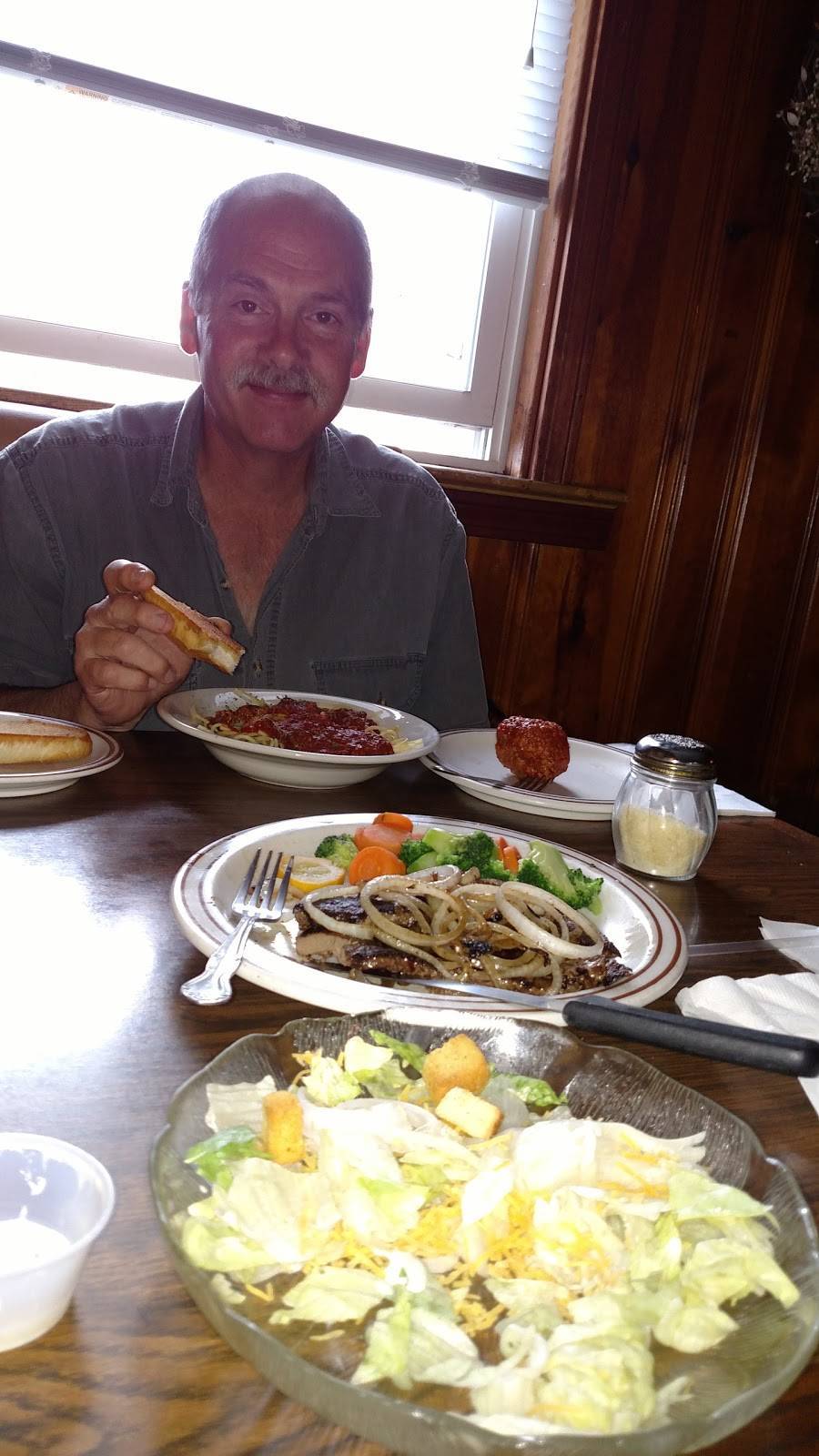 Beechwood Inn | restaurant | 9866 Wattsburg Rd, Erie, PA 16509, USA | 8148252999 OR +1 814-825-2999