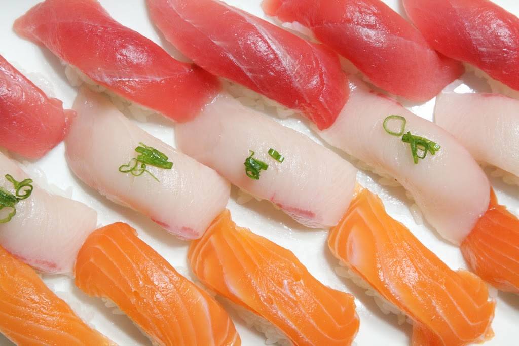 Wrap & Roll | restaurant | 51090 Romeo Plank Rd, Macomb, MI 48042, USA | 5866975549 OR +1 586-697-5549