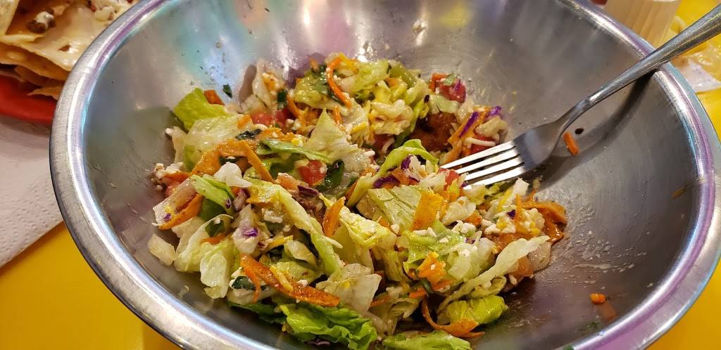 Fuzzys Taco Shop | restaurant | 208 Johnny Bench Dr suite c, Oklahoma City, OK 73104, USA | 4056023899 OR +1 405-602-3899