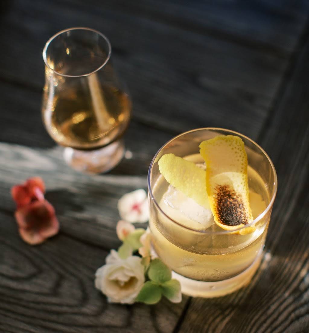 The Tavern at Zaca Creek | restaurant | 1297 Jonata Park Rd, Buellton, CA 93427, USA | 8056882412 OR +1 805-688-2412