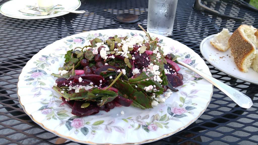 Heirloom | restaurant | 212 Savannah Rd, Lewes, DE 19958, USA | 3023134065 OR +1 302-313-4065