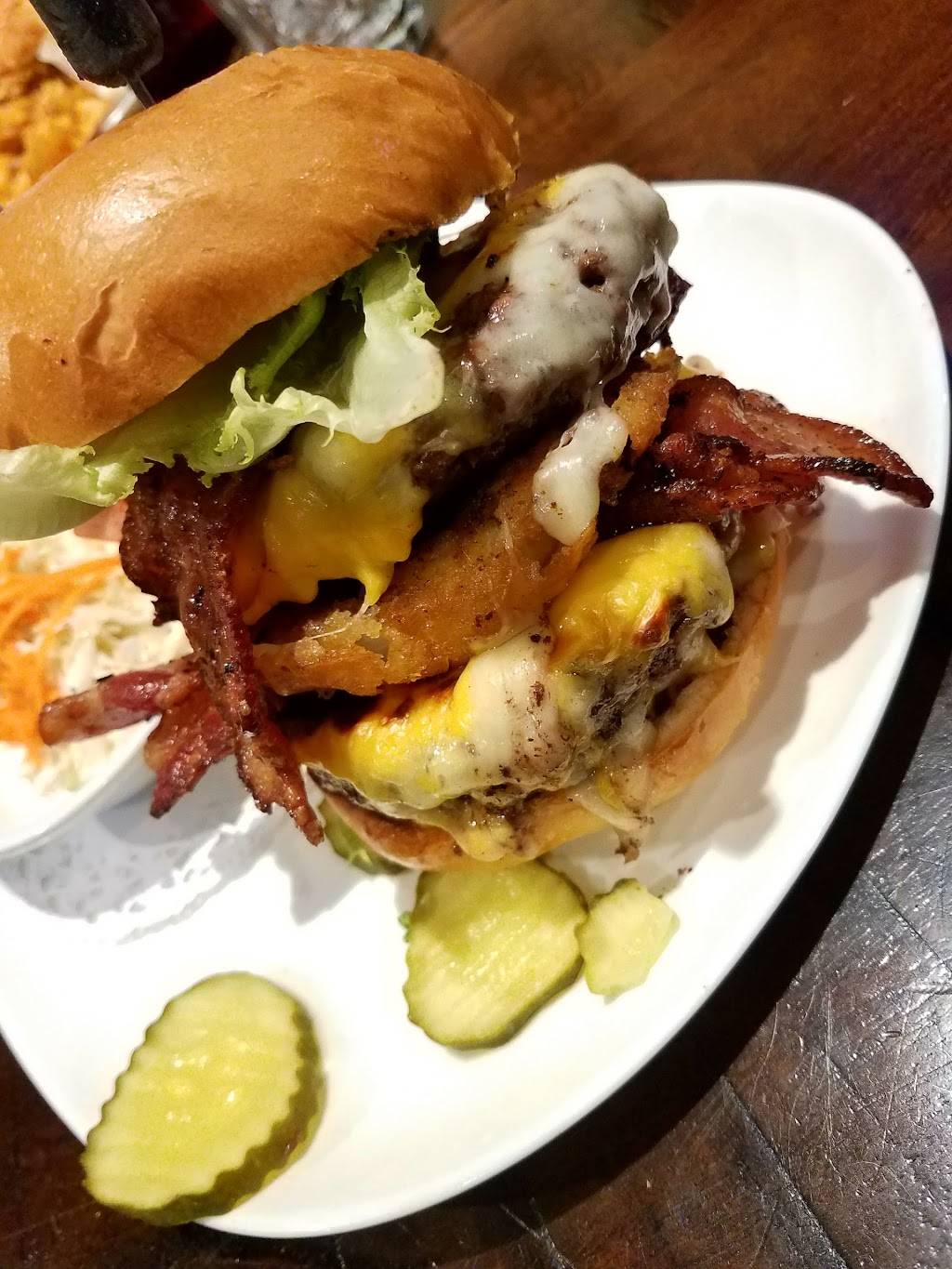 Diggers | restaurant | 58 W Main St, Riverhead, NY 11901, USA | 6313693200 OR +1 631-369-3200