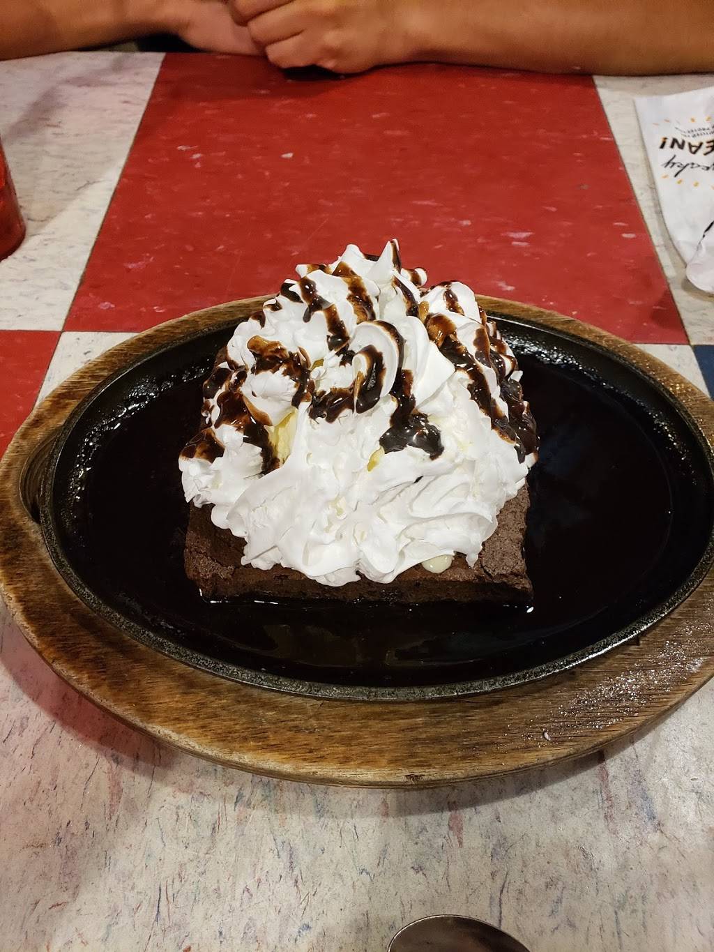 Willies Grill & Icehouse | restaurant | 15801 San Pedro Ave, San Antonio, TX 78232, USA | 2104909220 OR +1 210-490-9220