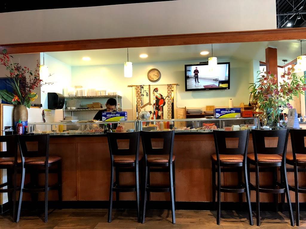 Fuji Sushi | restaurant | 330 N Marketplace Dr b600, Centerville, UT 84014, USA | 8012923854 OR +1 801-292-3854