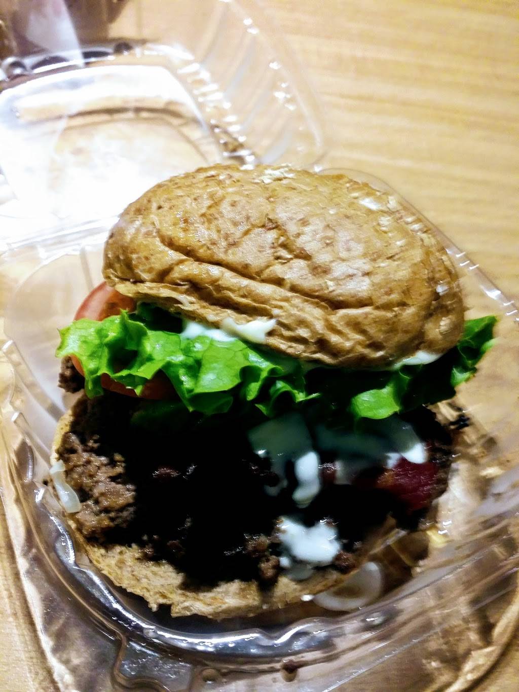 Smashburger | restaurant | 400 S State Rd, Springfield, PA 19064, USA | 4844713249 OR +1 484-471-3249