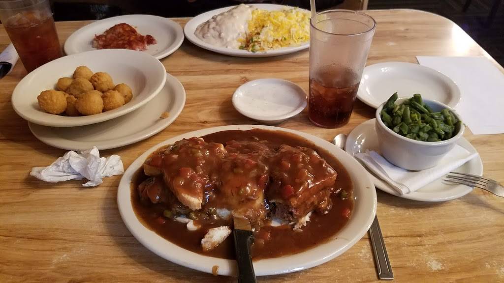 Continental Grill Family Restraunt | meal takeaway | 3815 W Washington St, Indianapolis, IN 46241, USA | 3172414867 OR +1 317-241-4867