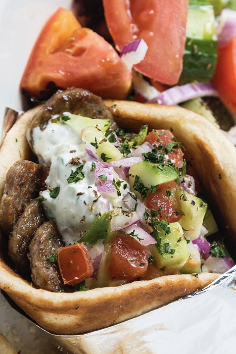 King Gyro & Kabob | restaurant | 1935 Arnold Industrial Way, Concord, CA 94520, USA | 9254649984 OR +1 925-464-9984