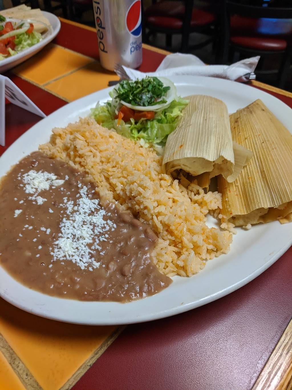 Los Girasoles | restaurant | 303 E C St, Silverton, OR 97381, USA | 5038739449 OR +1 503-873-9449