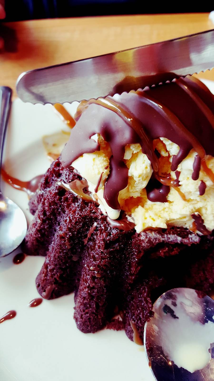 Chilis Grill & Bar | meal takeaway | 3870 Truxel Rd, Sacramento, CA 95834, USA | 9162858703 OR +1 916-285-8703