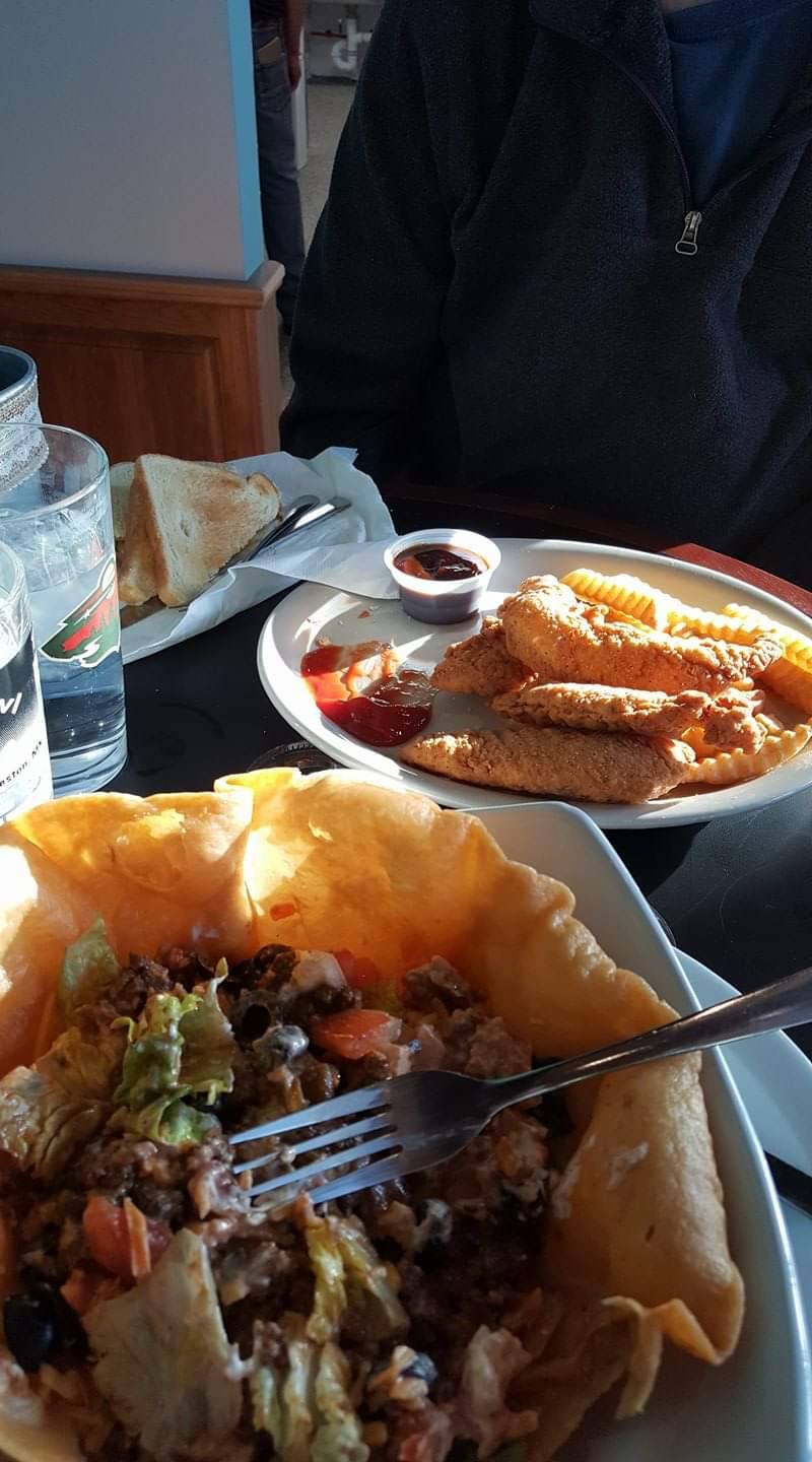 B&B Bowl Restaurant And Lounge | restaurant | 401 Kansas St NW, Preston, MN 55965, USA | 5077652522 OR +1 507-765-2522