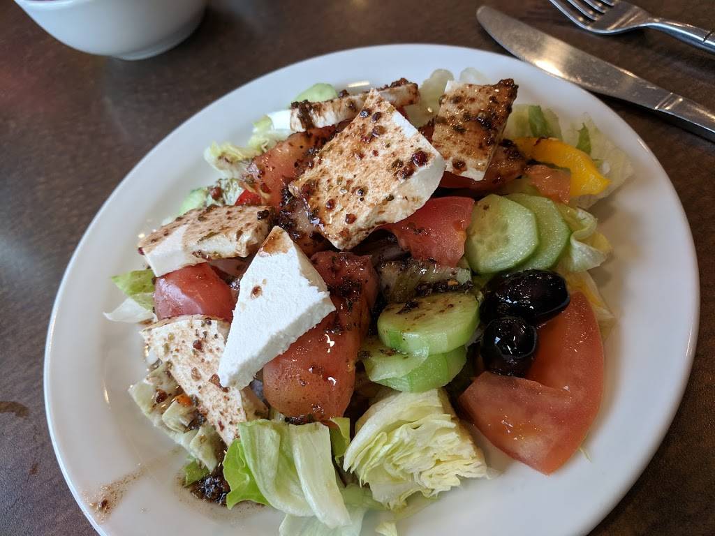 Peters Kitchen | restaurant | 6500 Main St, Comber, ON N0P 1J0, Canada | 5196873266 OR +1 519-687-3266