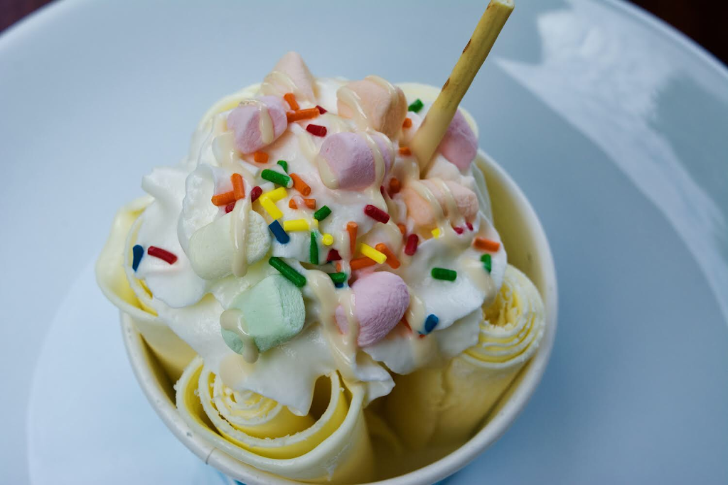 Yes Chinese Food | restaurant | 934 Army Trail Rd, Carol Stream, IL 60188, USA | 6308300820 OR +1 630-830-0820