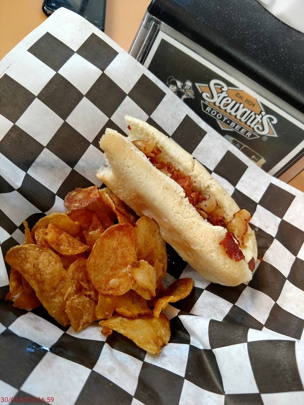 Stewarts of Cape May | restaurant | 502 Washington St, Cape May, NJ 08204, USA | 6098499255 OR +1 609-849-9255