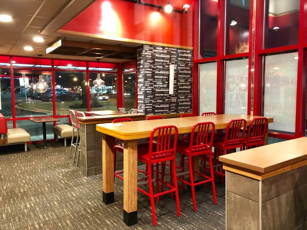 Arbys | restaurant | 2301 Memorial Pkwy SW, Huntsville, AL 35801, USA | 2565347641 OR +1 256-534-7641