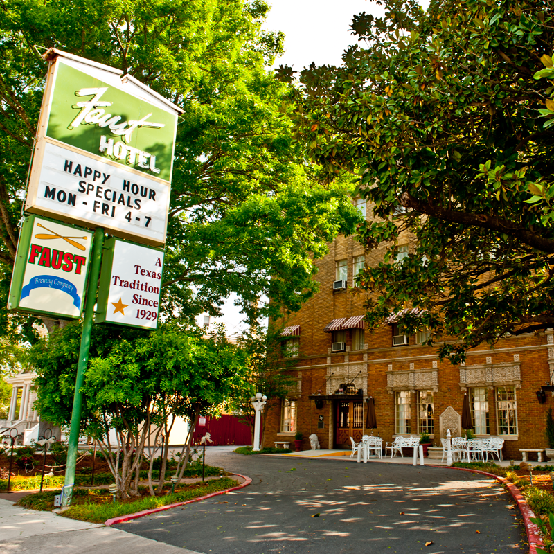 Faust Hotel and Brewpub | restaurant | 240 S Seguin Ave, New Braunfels, TX 78130, USA | 8306257791 OR +1 830-625-7791