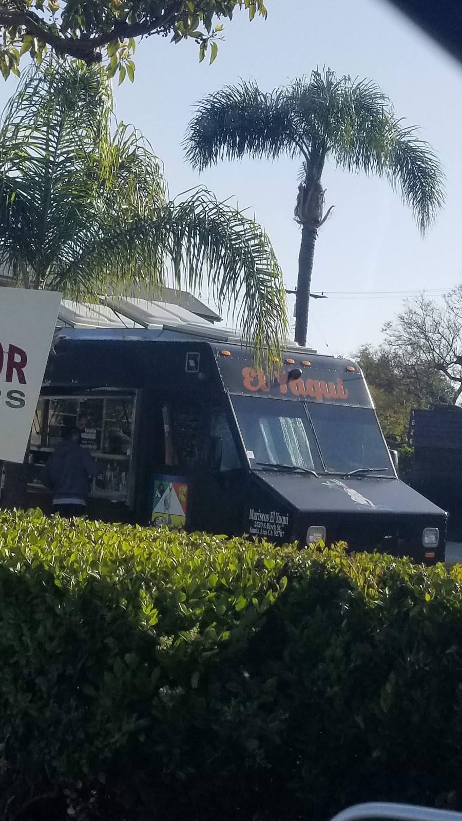 Mariscos el Yaqui | restaurant | 1626 S Broadway, Santa Ana, CA 92707, USA | 7142061844 OR +1 714-206-1844