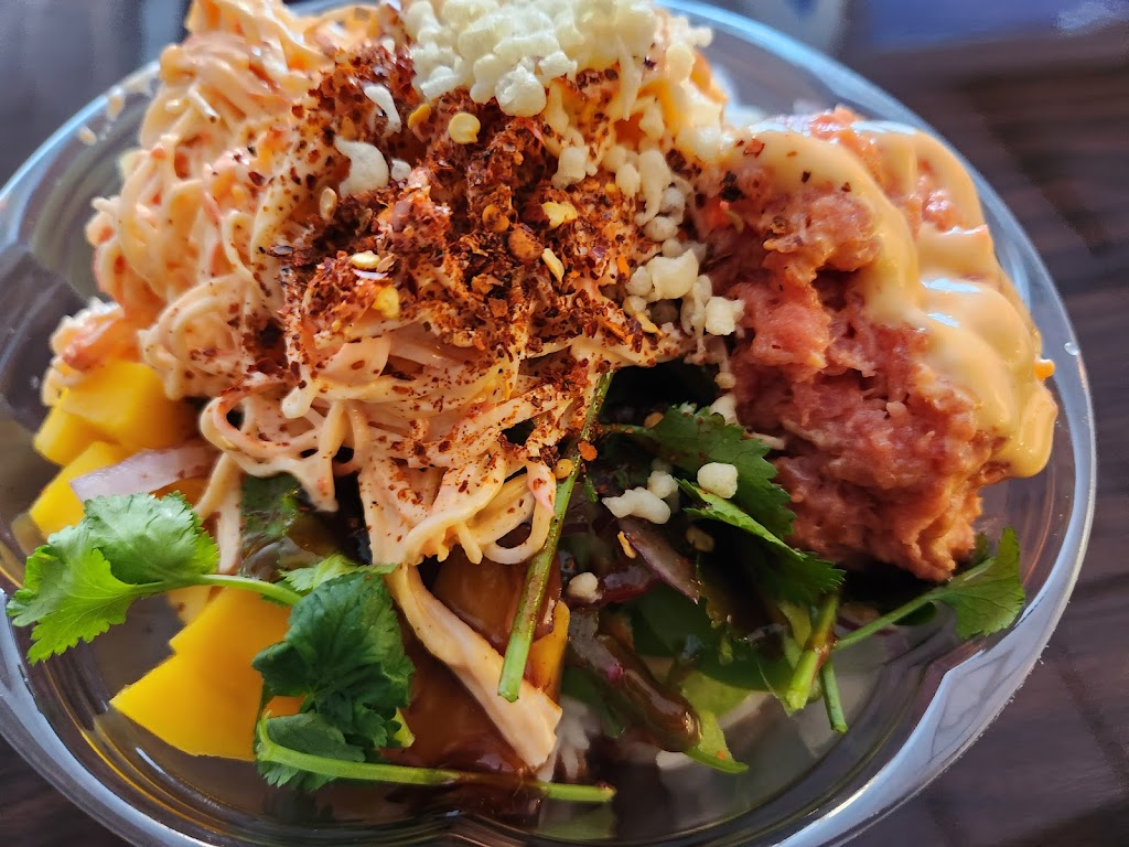 Blue Fish Hawaii Poke Bowl | restaurant | 127 Welch Ave, Ames, IA 50014, USA | 5153371162 OR +1 515-337-1162
