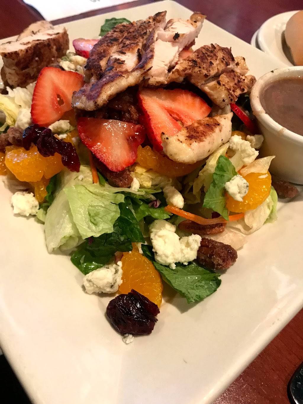 OCharley’s Restaurant & Bar | restaurant | 2265 Cross Pointe Dr, Rock Hill, SC 29730, USA | 8033294530 OR +1 803-329-4530