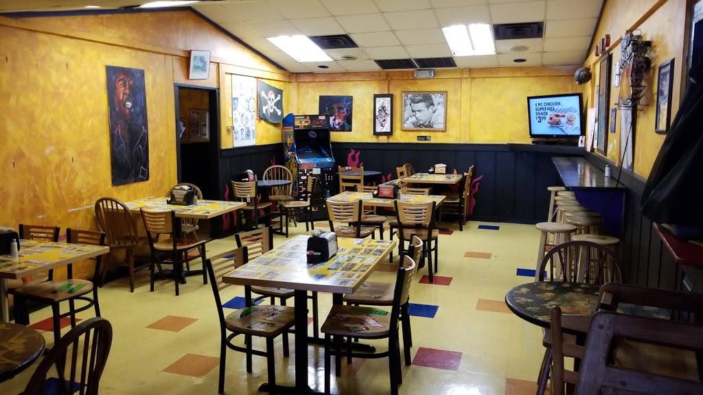 Flaming Amys Burrito Barn WILMINGTON LOCATION | restaurant | 4002 Oleander Dr, Wilmington, NC 28403, USA | 9107992919 OR +1 910-799-2919