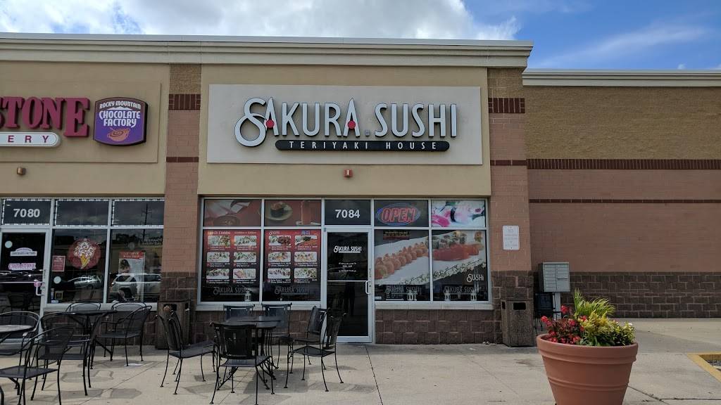 Sakura Sushi | restaurant | 7084 Mannheim Rd, Des Plaines, IL 60018, USA | 8477591520 OR +1 847-759-1520