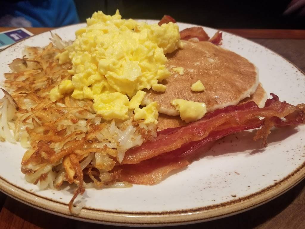 The Café | restaurant | 777 S Resort Dr, Valley Center, CA 92082, USA | 7607513100 OR +1 760-751-3100