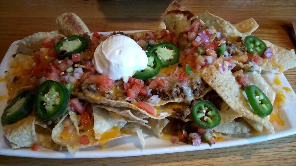 Applebees Grill + Bar | restaurant | 360 Walt Whitman Road Huntington Shopping Center, Huntington Station, NY 11746, USA | 6314273504 OR +1 631-427-3504